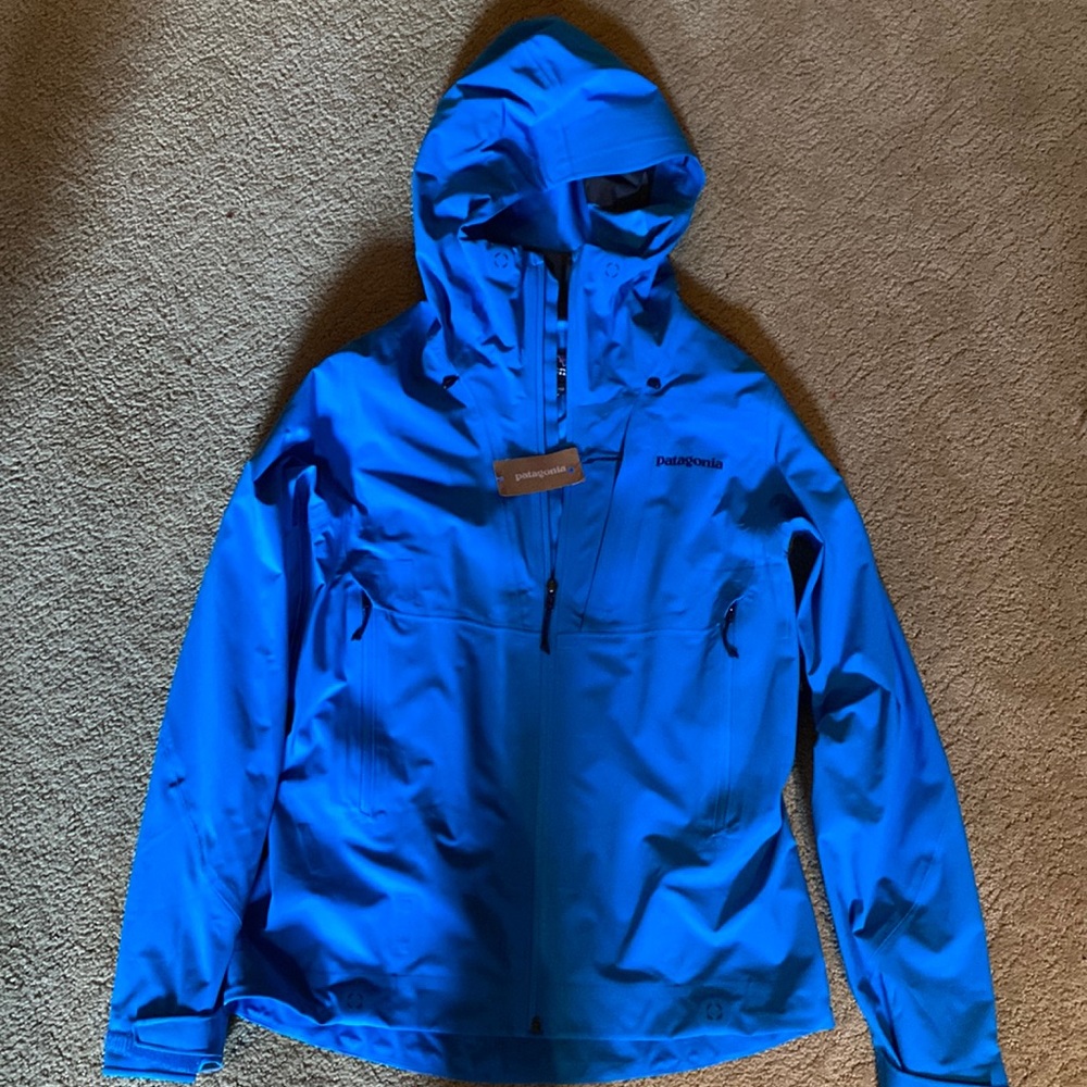 WOMENS PATAGONIA GORTEX JACKET